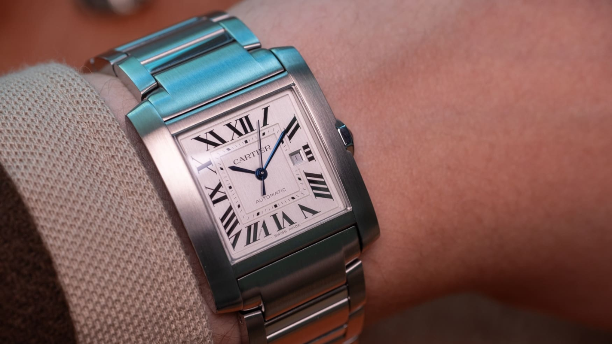 Hinh anh 12: Review chi tiet dong ho Cartier Tank Francaise cho nguoi suu tam