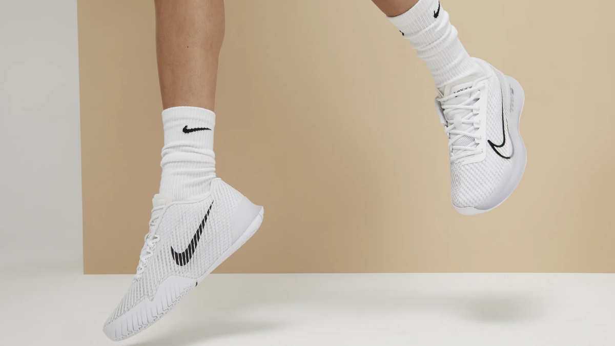 Review Nike Vapor 11: Trải nghiệm đỉnh cao trên sân cỏ Hinh anh 2: Review Nike Vapor 11: Trai nghiem dinh cao tren san co