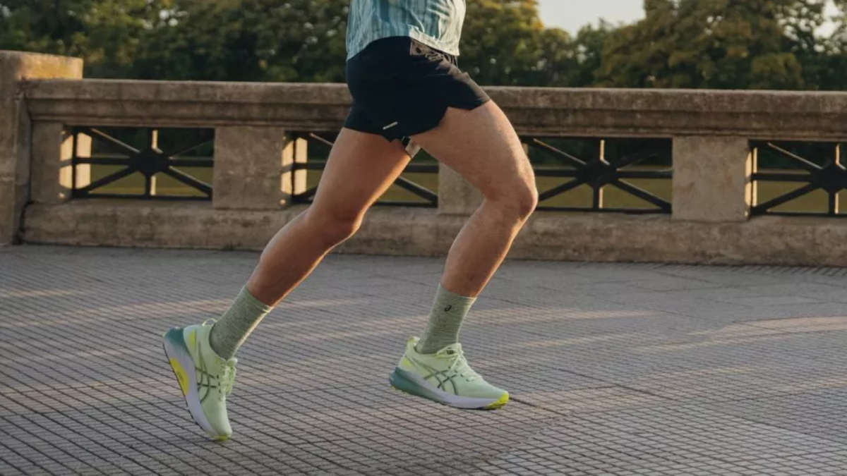Review Asics Kayano 31: Kiểm soát chuyển động hoàn hảo Hinh anh 6: Review Asics Kayano 31: Kiem soat chuyen dong hoan hao