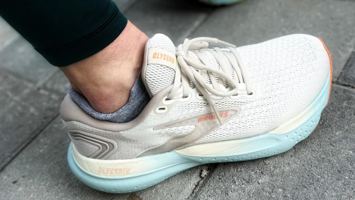 Review Brooks Glycerin 21: Trải nghiệm êm ái hơn bao giờ hết Hinh anh 9: Review Brooks Glycerin 21: Trai nghiem em ai hon bao gio het