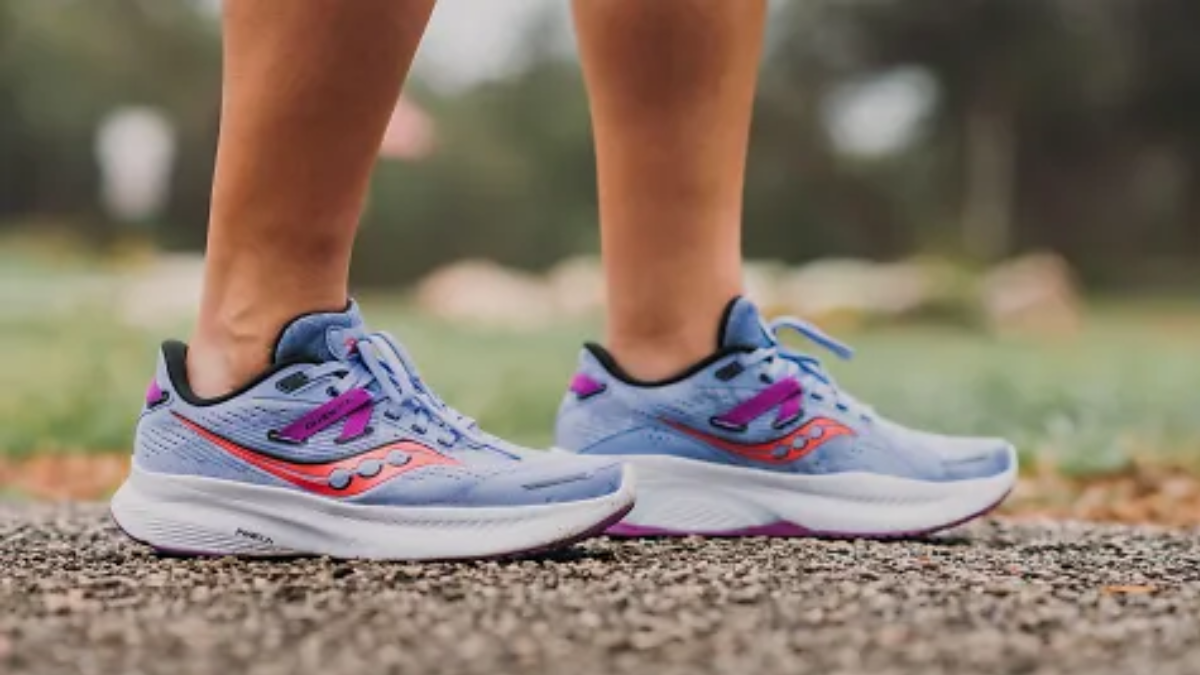 Hinh anh 1: Review Saucony Ride 17: Nguoi ban hoan hao cho moi buoi chay