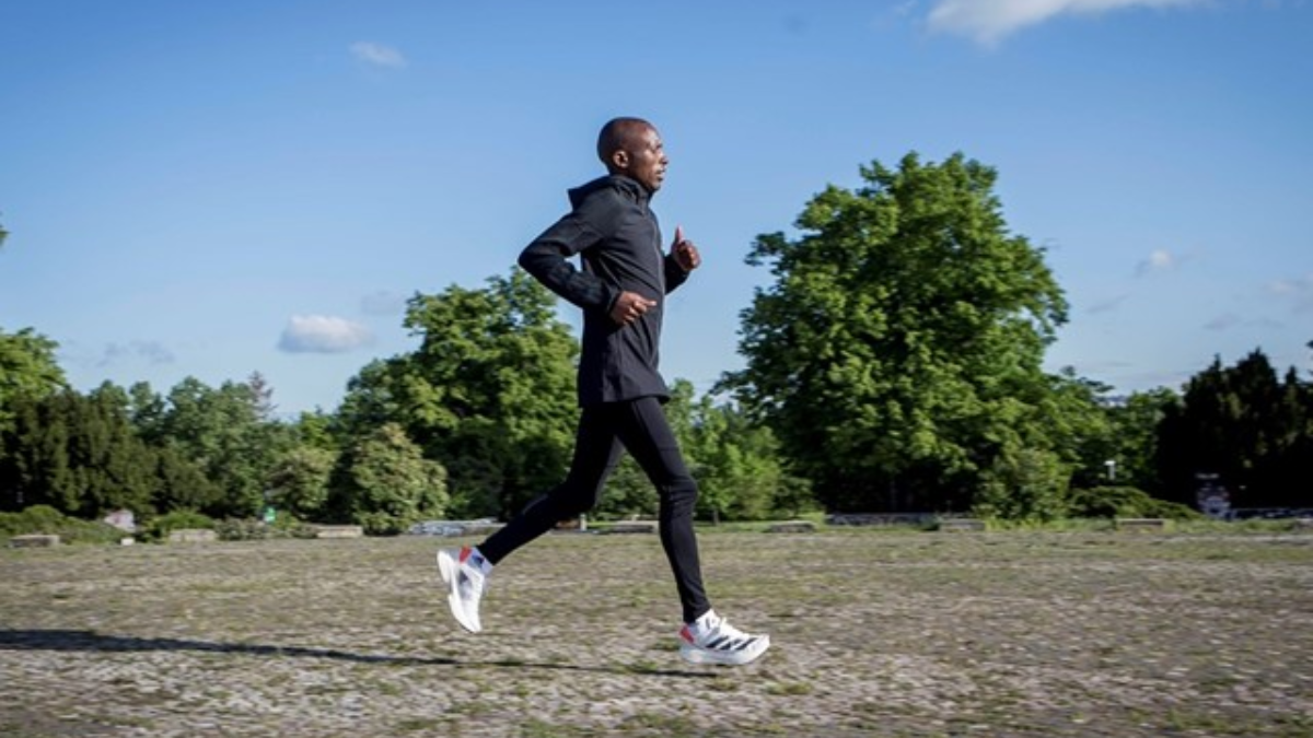 Review adidas Adizero Adios Pro 3: Siêu giày linh hoạt số 1 Hinh anh 2: Review adidas Adizero Adios Pro 3: Sieu giay linh hoat so 1