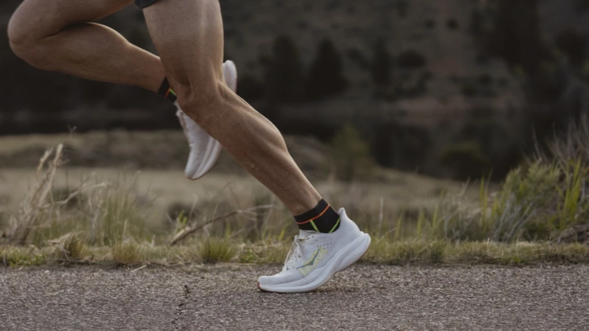 Review Hoka Mach 6: Ưu và nhược điểm cần biết trước khi mua Hinh anh 2: Review Hoka Mach 6: Uu va nhuoc diem can biet truoc khi mua