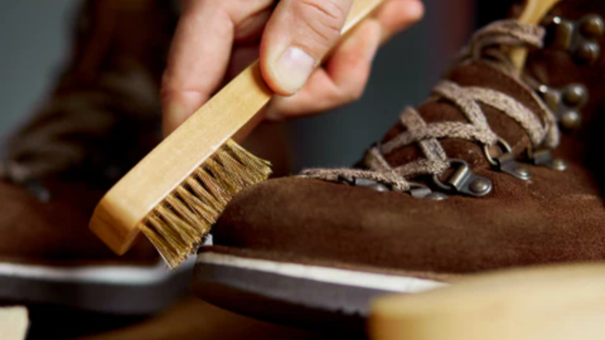 Hinh anh 13: Nubuck vs Suede: Dau la chat lieu ben dep hon?