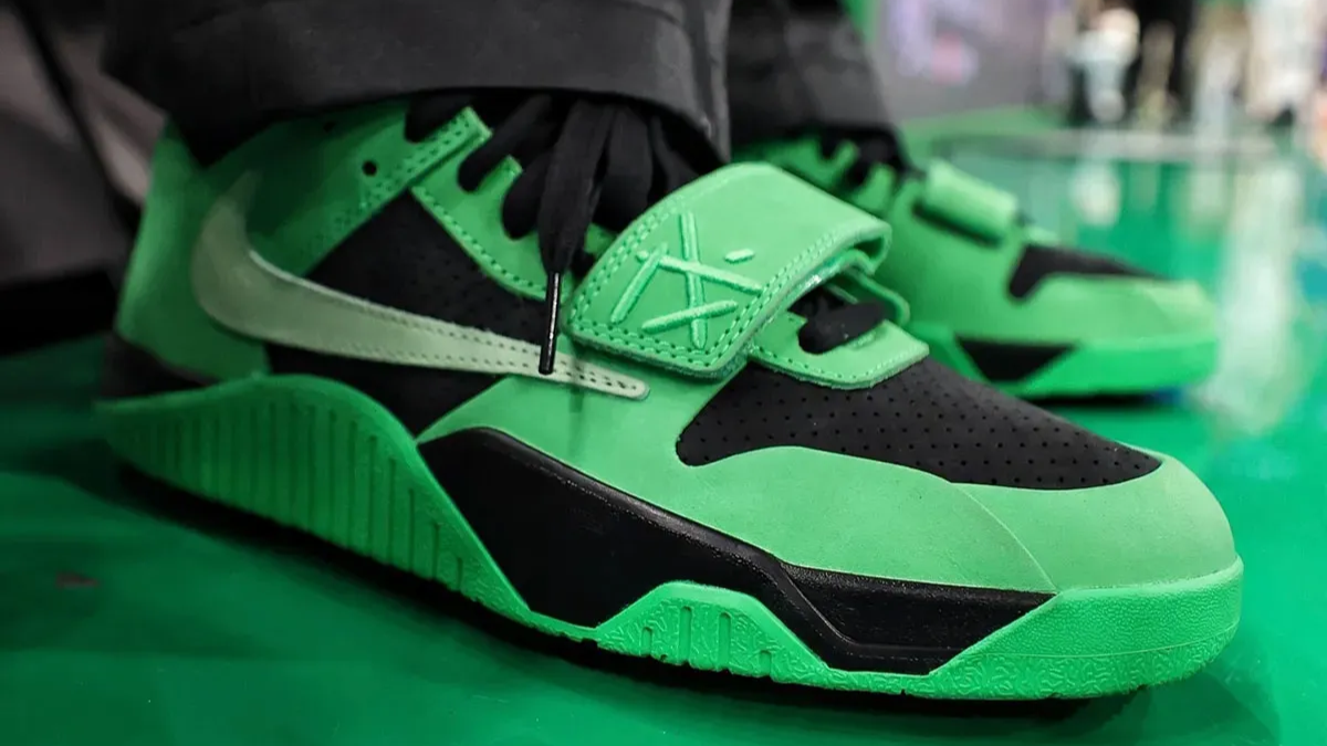 Hinh anh 8: Can canh cac ban collab Travis Scott x Jordan nam 2024-2025