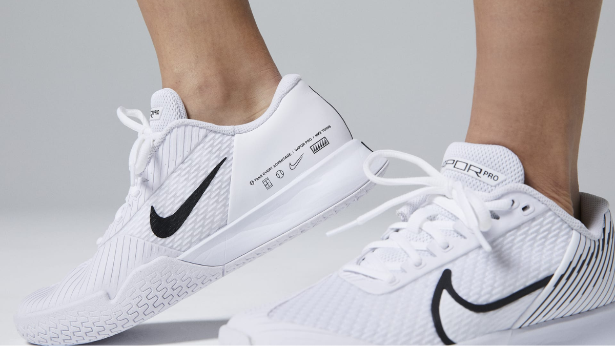 Hinh anh 5: Nen chon giay san trong hay san ngoai? Su khac biet ban can biet