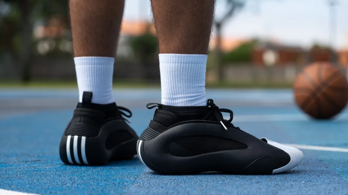 Review Adidas Harden Vol. 8: Co dang so huu?