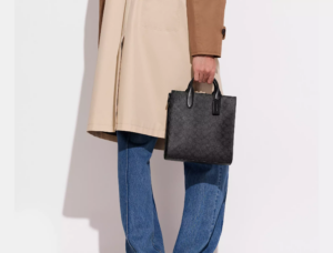 Tui Coach Gotham Tall Tote Bag 24 'Black' CC096-CHR