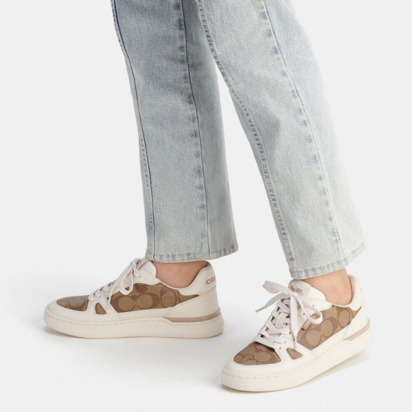 Giay Coach Clip Court In Signature Canvas 'Chalk' CM691-PVP