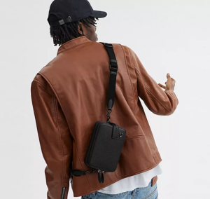 Tui Coach Charter Crossbody 19 'Black' CR782-BLK