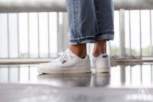 Giay Nike Grandstand 2 'White Navy' AA2190-100