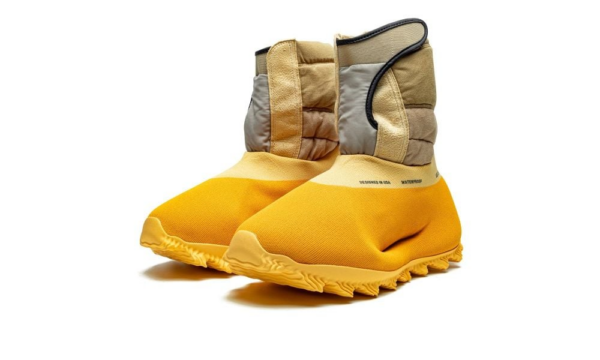 Giay Adidas Yeezy Knit Runner 'Sulfur' GY1824