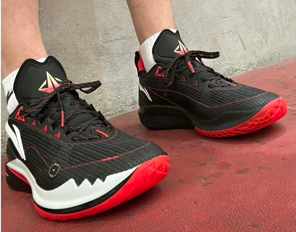 Giay Lining Jimmy Butler 2 'Bred' ABAT081-2