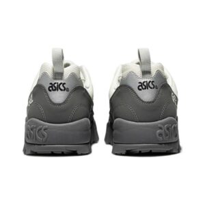 Giay Asics Gel-Truck 'White Gray' 1203A485-300