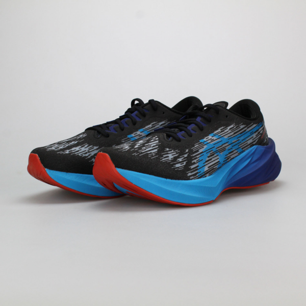 Giay Asics Novablast 3 'Black Island Blue' 1011B458-004
