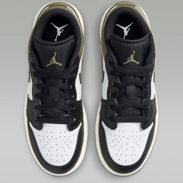 Giay Nike Air Jordan 1 Low GS 'Black Medium Olive' 553560-092