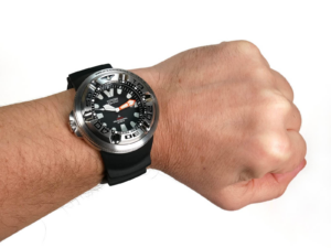 Dong Ho Citizen Professional Diver 'Black' BJ8050-08E