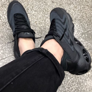 Giay Nike Air VaporMax Plus 'Triple Black' 924453-004