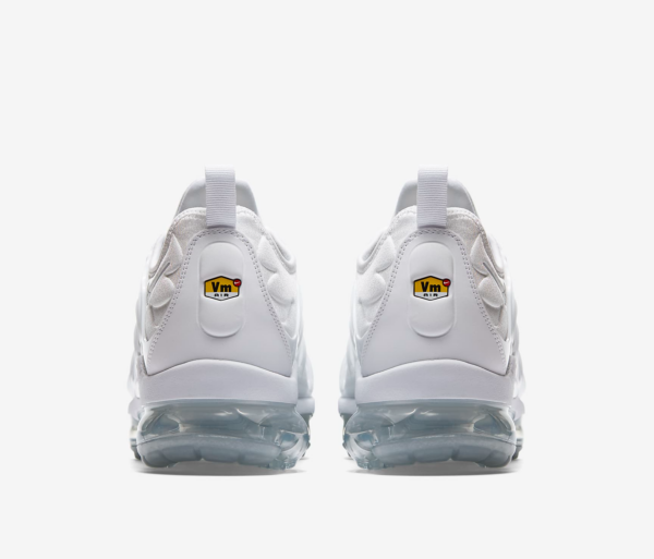 Giay Nike Air Vapor Max Plus 'White' 924453-100