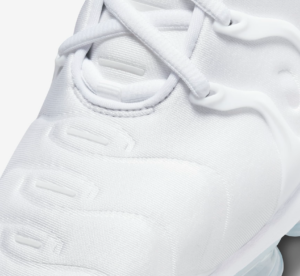Giay Nike Air Vapor Max Plus 'White' 924453-100