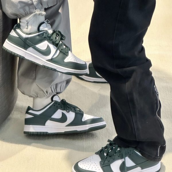 Giay Nike Dunk Low 'Vintage Green' DV0833-111