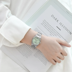 Dong Ho Vivienne Westwood 'Silver' DWVV244PGRSL