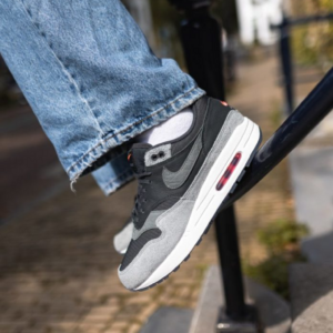 Giay Nike Air Max 1 Premium 'Flash Crimson' HJ9292-070