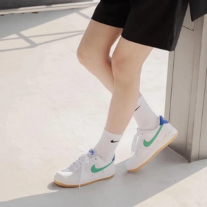 Giay Nike Air Force 1 '07 'White Stadium Green' DD8959‑110