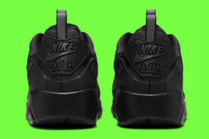 Giay Nike Air Max 90 Drift 'Triple Black' HQ1416-001