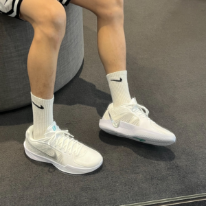 Giay Nike Sabrina 2 'White Noise' FQ2174-101