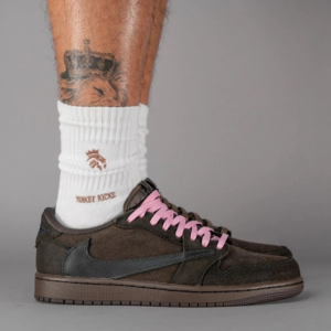 Giay Nike Travis Scott x Air Jordan 1 Retro 'Brown' DM7866-202