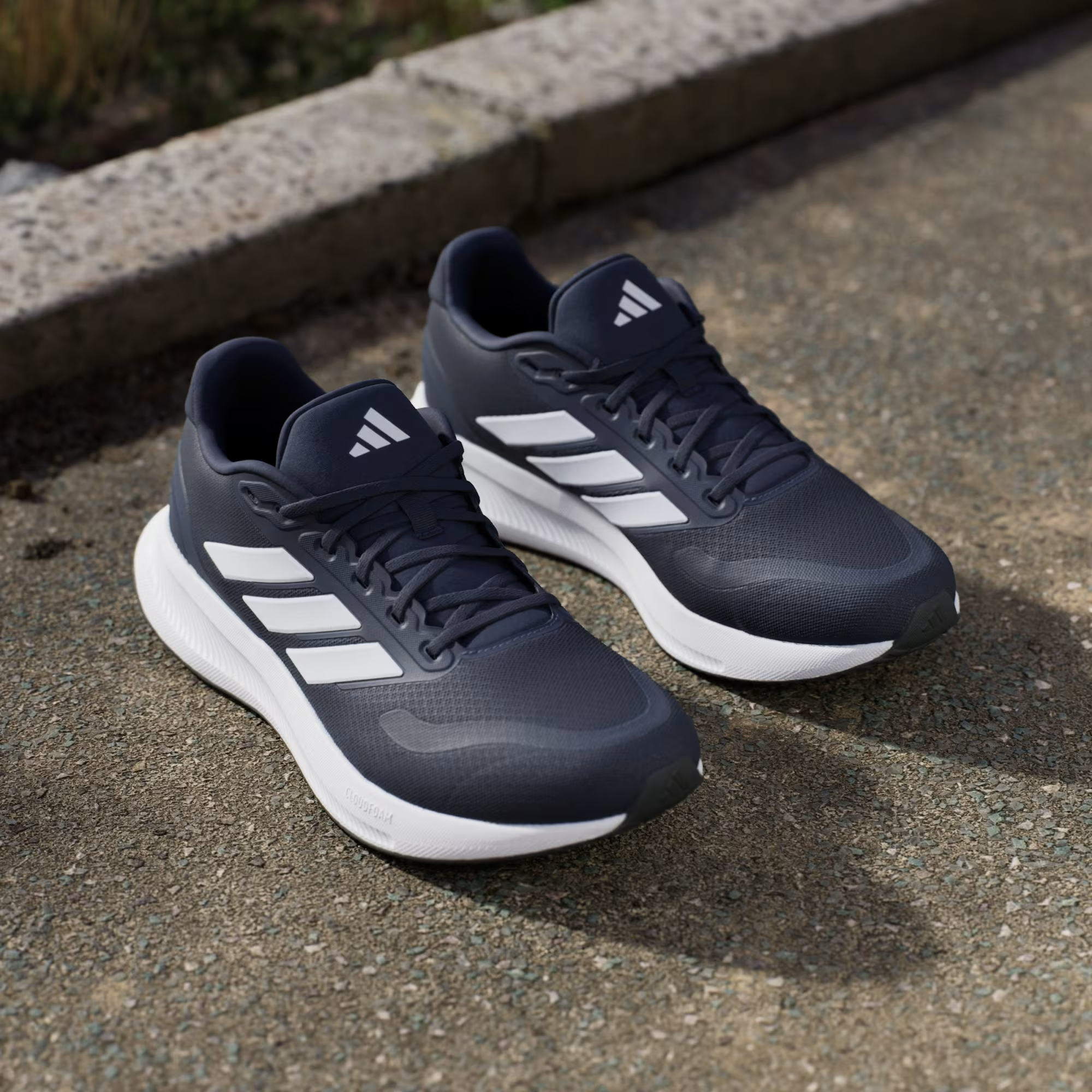 Giay Adidas Runfalcon 5 'Legend Ink' IE8809