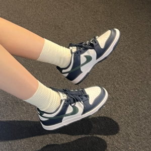 Giay Nike Dunk Low GS 'Obsidian Vintage Green' HF5177-400