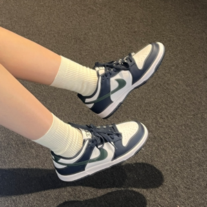 Giay Nike Dunk Low GS 'Obsidian Vintage Green' HF5177-400