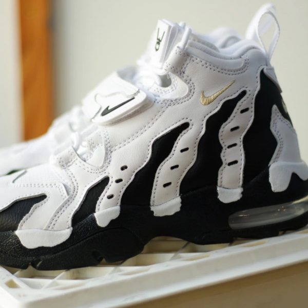 Giay Nike Air DT Max '96 'White Black' HM9236-100