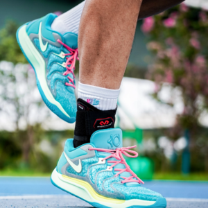 Giay Nike Jonquel KD 17 x Jones 'Bahamas' HV1945-300