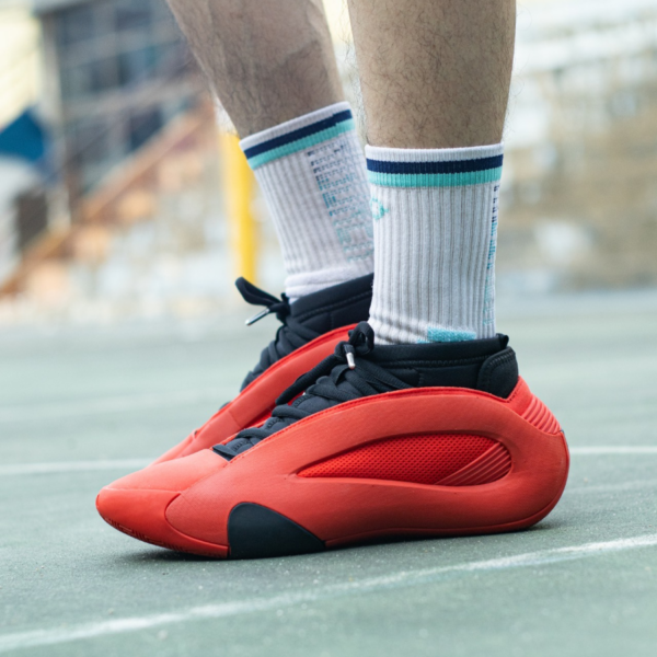 Giay Adidas Harden Vol. 8 'Luxury Red' IG6588