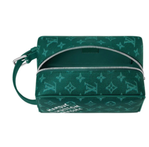 Tui Louis Vuitton Dopp Kit 'Green' M12688