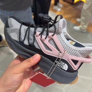 Giay The North Face Oxeye Tech 'White Pink' NF0A7W4U-LA9