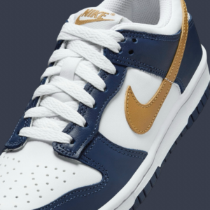 Giay Nike Dunk Low GS 'Midnight Navy Wheat' FB9109-111