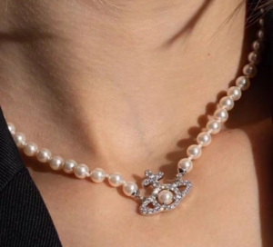 Day Chuyen Vivienne Westwood Necklace 'Pearl' 6301011P02P373