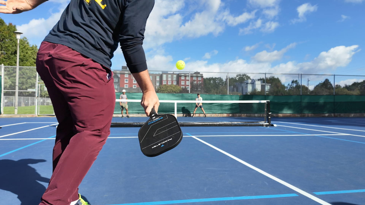 Tìm hiểu về vợt pickleball Paddletek ESQ-C Hinh anh 1: Tim hieu ve vot pickleball Paddletek ESQ-C