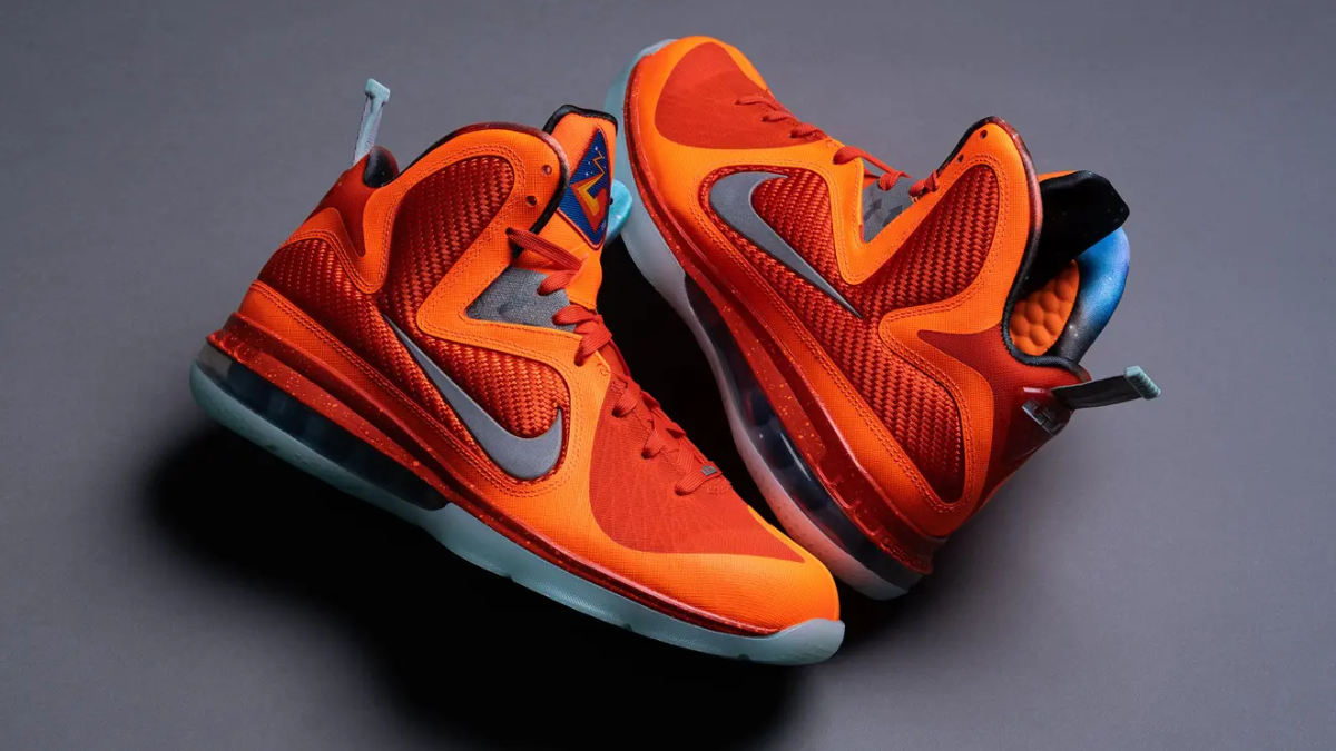 Những huyền thoại giày sneaker: 4 cái tên bất tử Hinh anh 4: Nhung huyen thoai giay sneaker: 4 cai ten bat tu