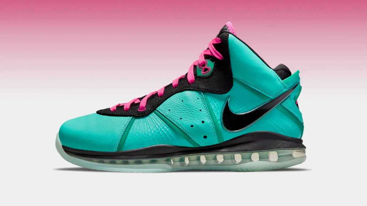 Những huyền thoại giày sneaker: 4 cái tên bất tử Hinh anh 3: Nhung huyen thoai giay sneaker: 4 cai ten bat tu