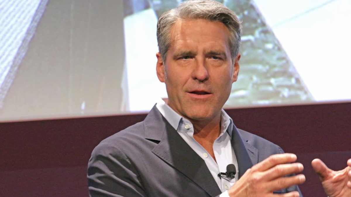 Liệu Elliott Hill có thể vực dậy Nike? Hinh anh 4: Lieu Elliott Hill co the vuc day Nike?