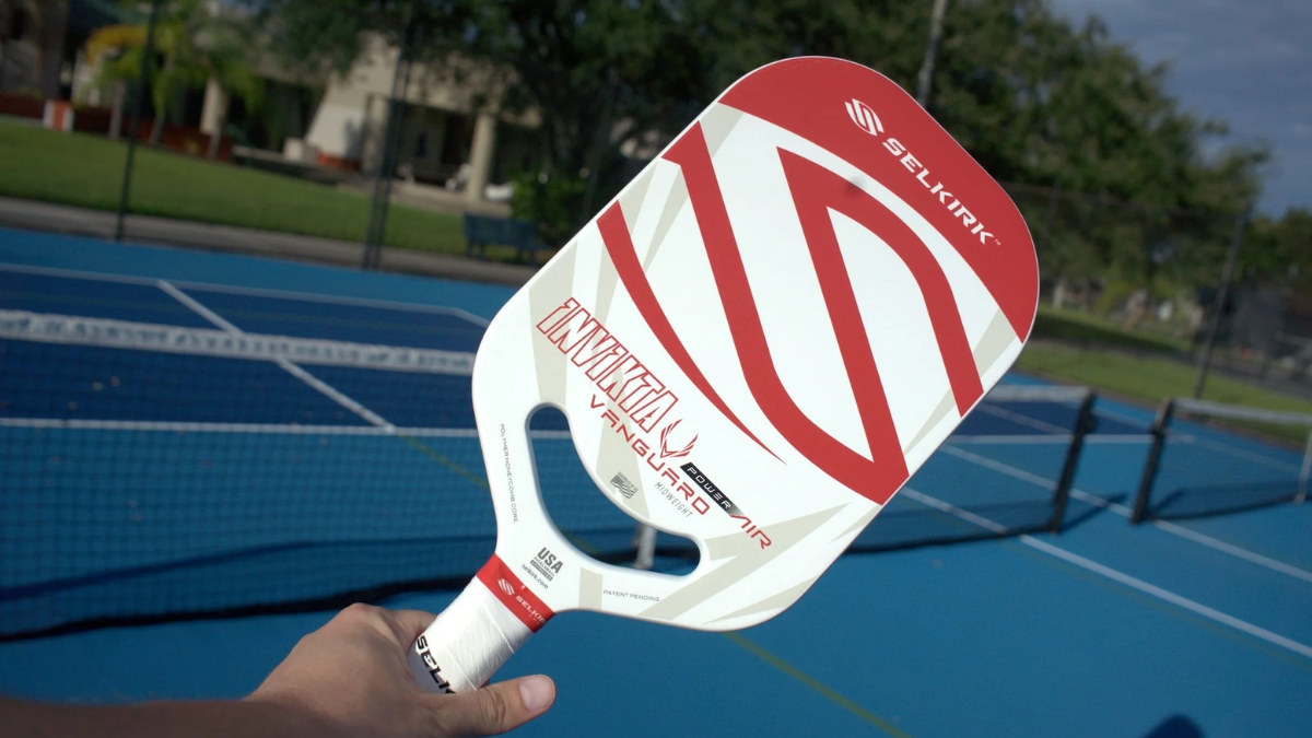 Đánh Giá Chi Tiết Vợt Pickleball Selkirk Vanguard Power Air Invikta Hinh anh 2: Danh Gia Chi Tiet Vot Pickleball Selkirk Vanguard Power Air Invikta
