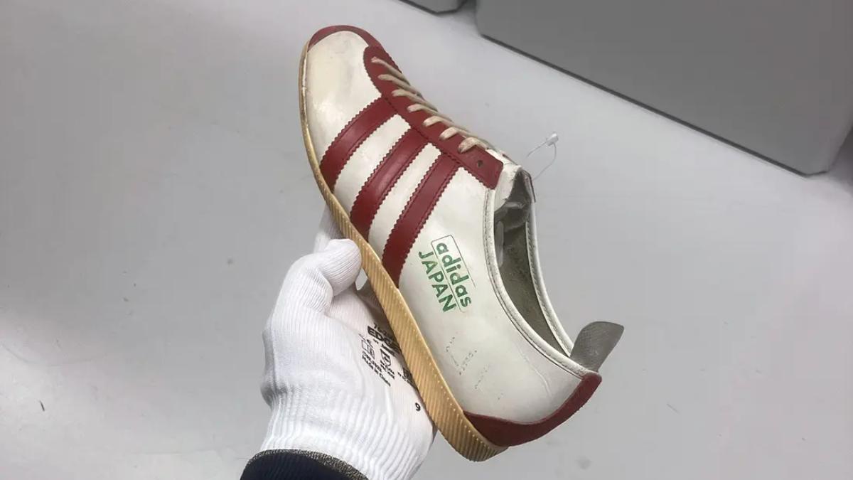 Hinh anh 8: Mo kho bau: Nhung doi giay co dien thoi bung su tro lai cua adidas