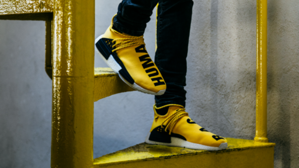 Tại sao sneakers bóng rổ lại trở thành biểu tượng văn hóa? Hinh anh 8: Tai sao sneakers bong ro lai tro thanh bieu tuong van hoa?