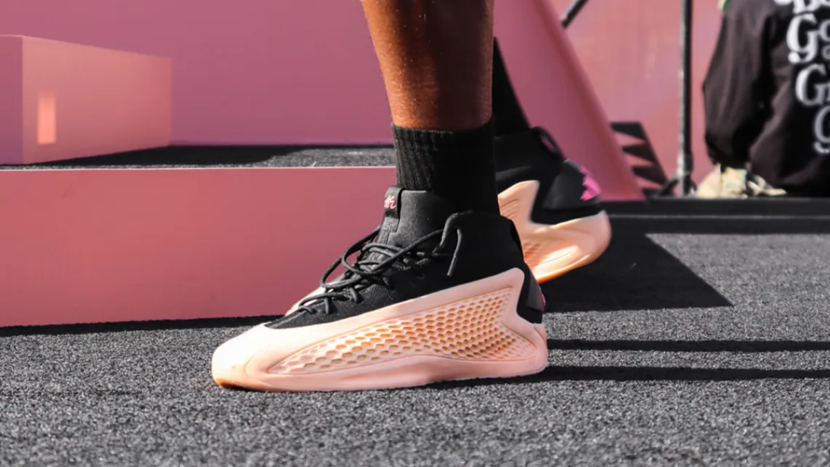 Tại sao sneakers bóng rổ lại trở thành biểu tượng văn hóa? Hinh anh 10: Tai sao sneakers bong ro lai tro thanh bieu tuong van hoa?