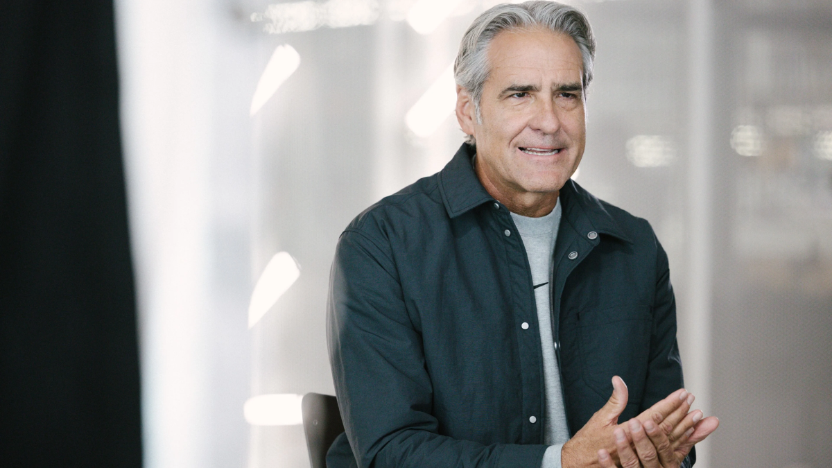 Elliott Hill: Vẽ nên tương lai tươi sáng cho Nike Hinh anh 4: Elliott Hill: Ve nen tuong lai tuoi sang cho Nike